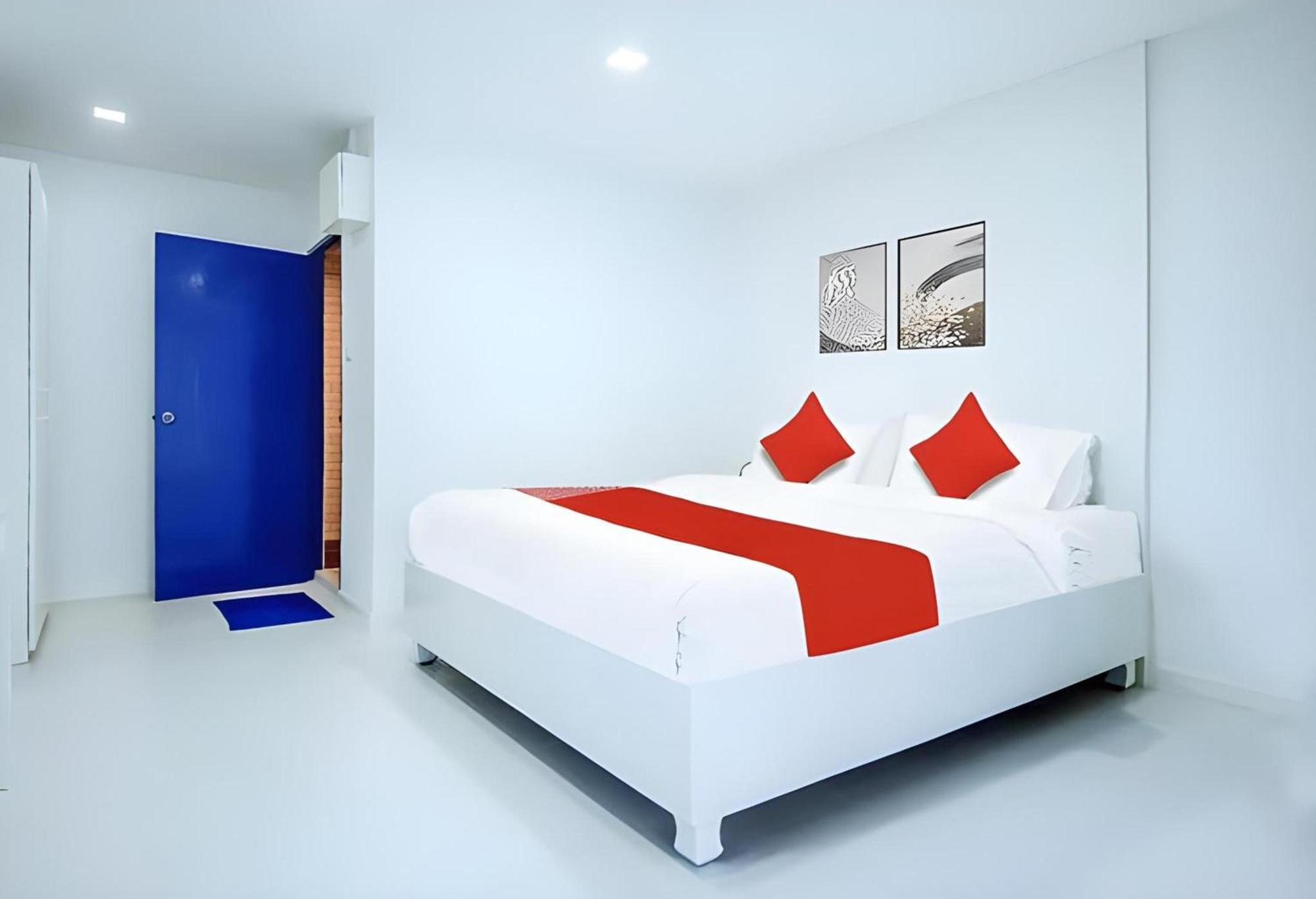 Collection O To The Sea Resort Thailand ナ・ジョムティエン エクステリア 写真