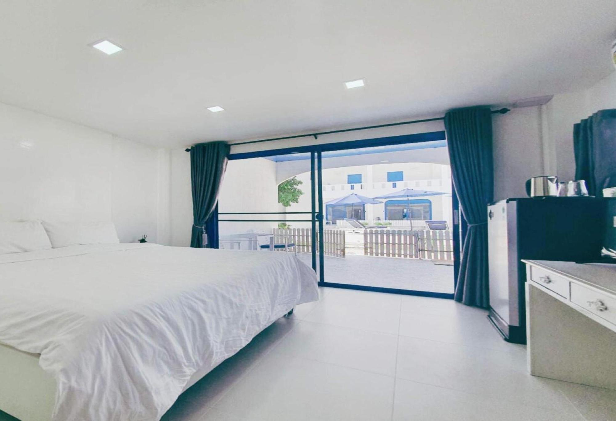 Collection O To The Sea Resort Thailand ナ・ジョムティエン エクステリア 写真